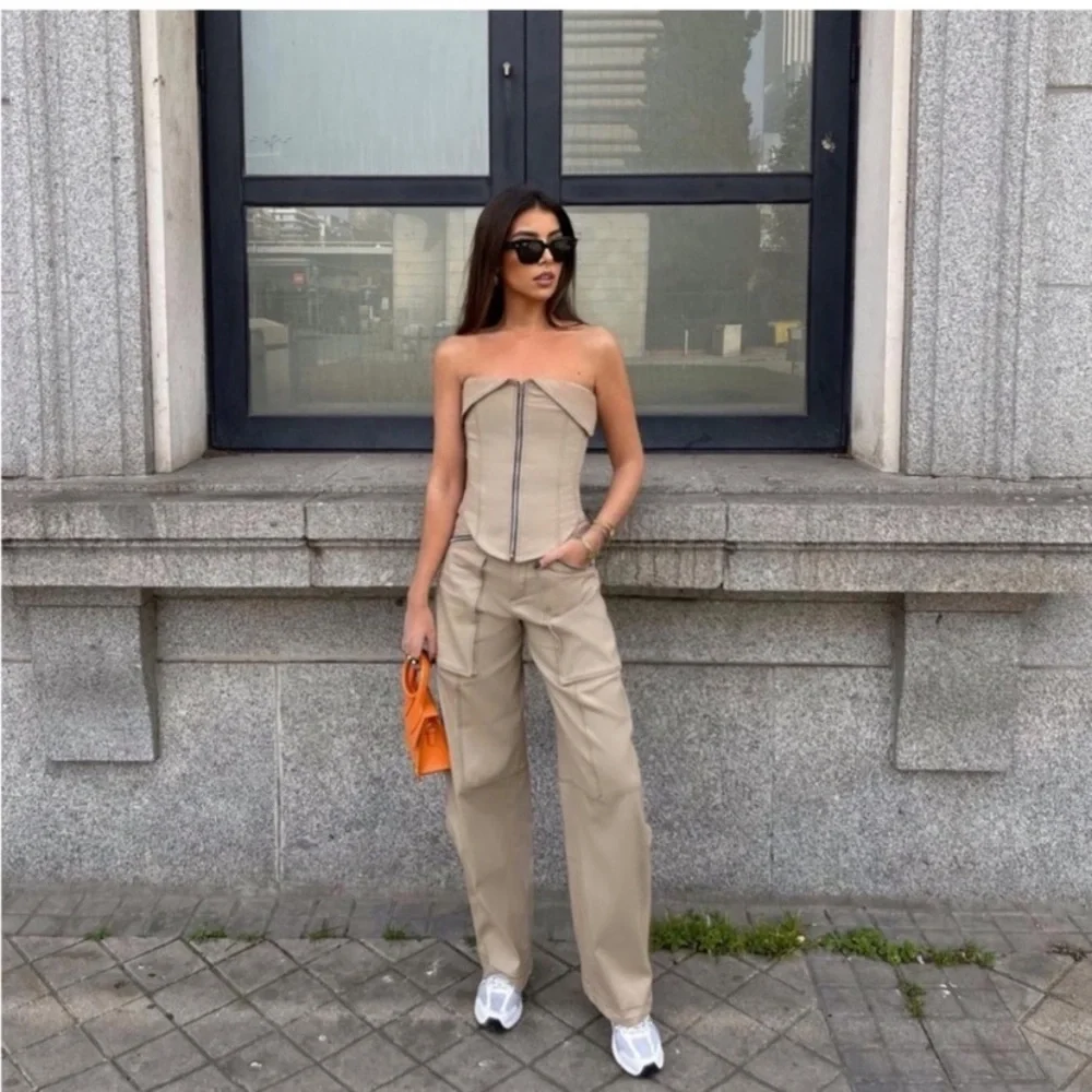 XS blogger fave Zara topstitched bustier cargo strapless top zipper bustier - Picture 3 of 9